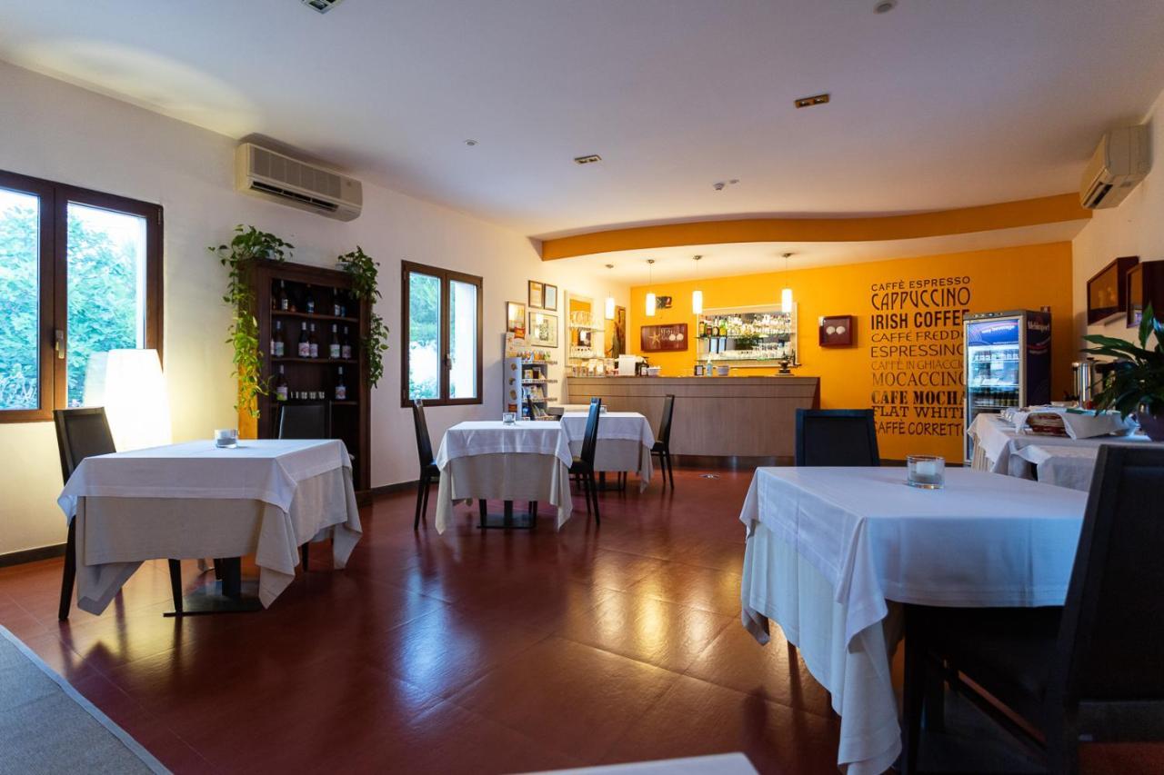 Club Azzurro Hotel & Resort Porto Cesareo Exteriör bild