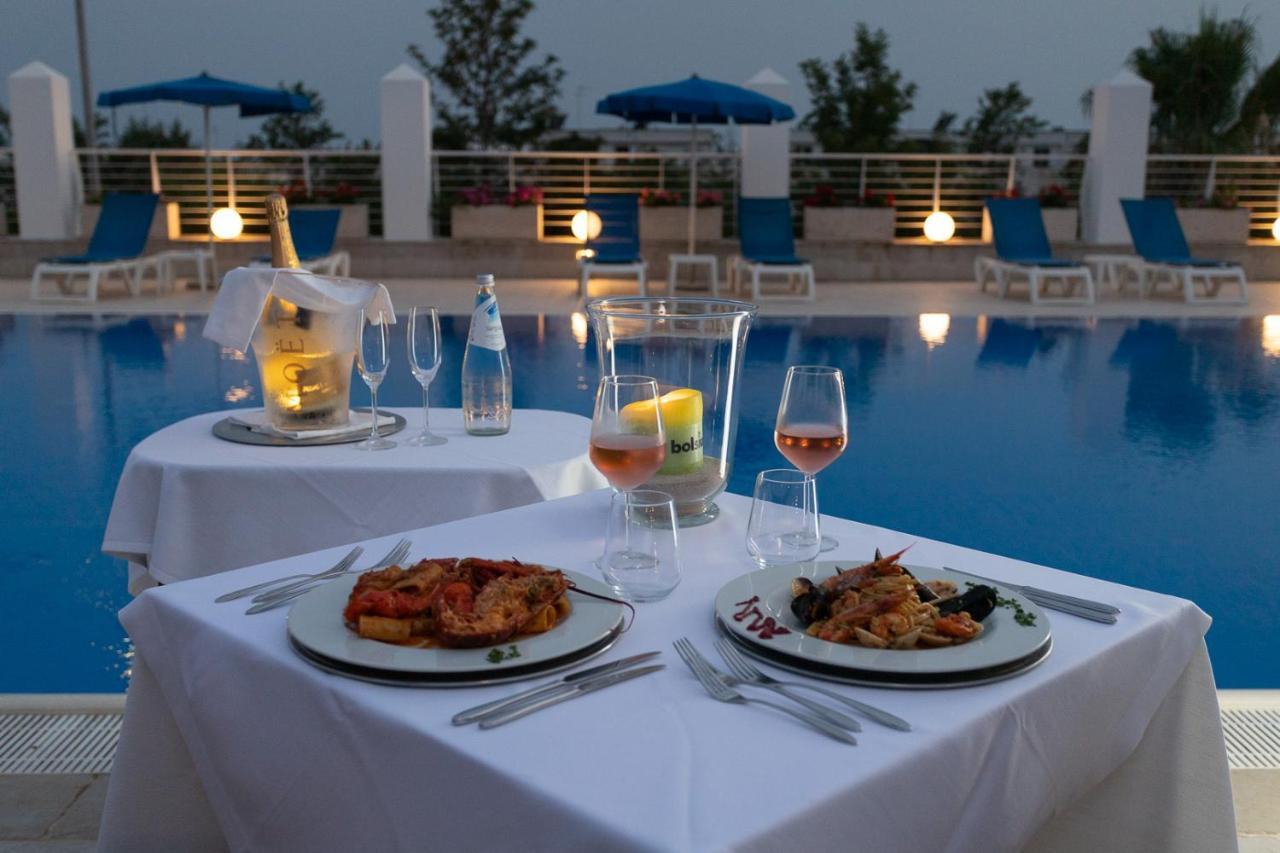 Club Azzurro Hotel & Resort Porto Cesareo Exteriör bild