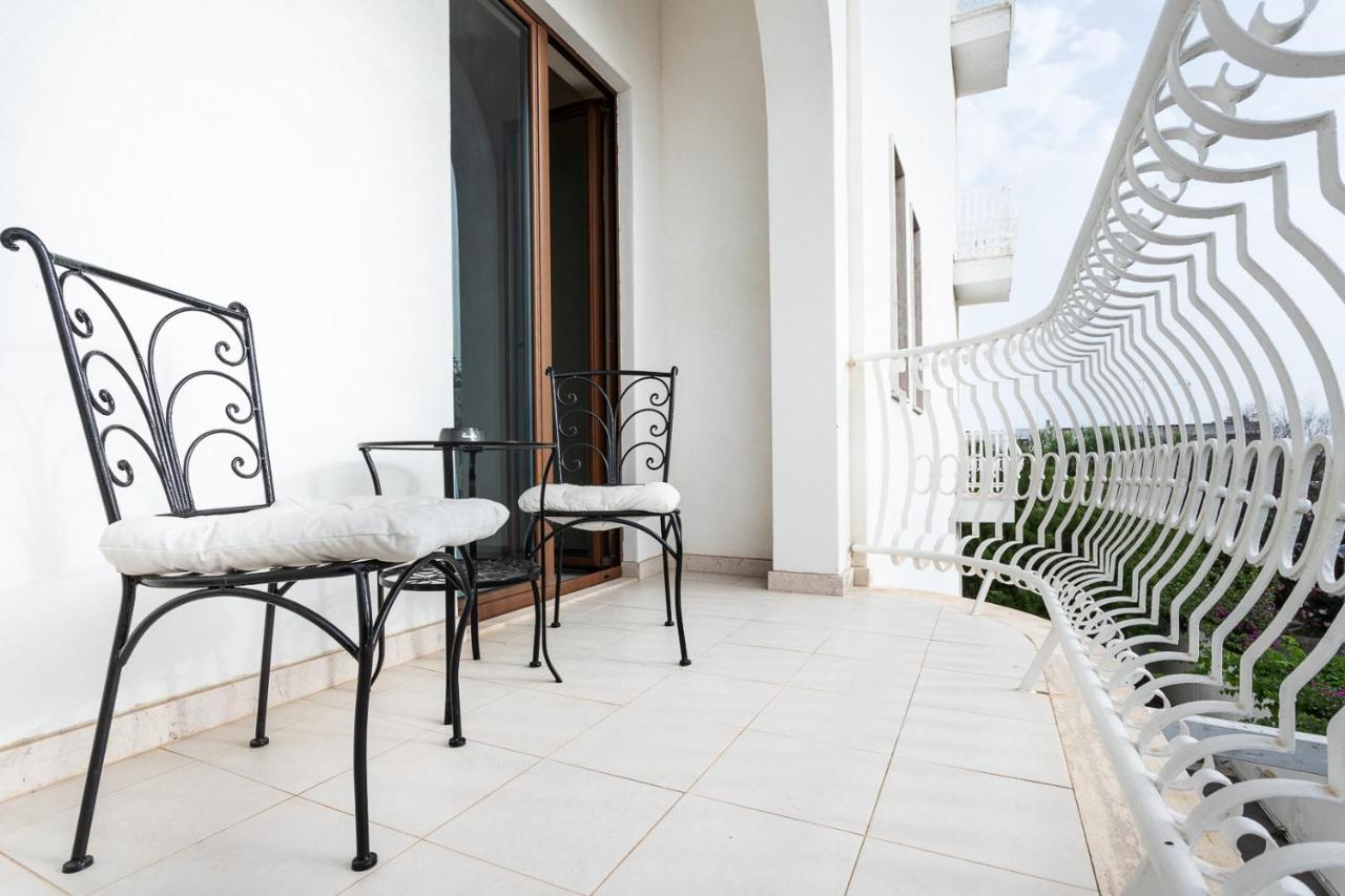Club Azzurro Hotel & Resort Porto Cesareo Exteriör bild