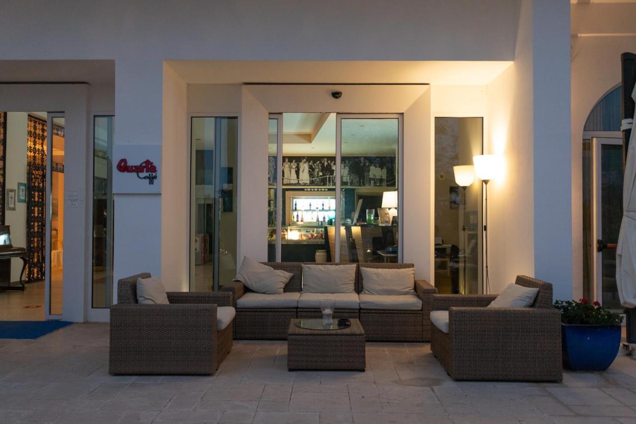 Club Azzurro Hotel & Resort Porto Cesareo Exteriör bild